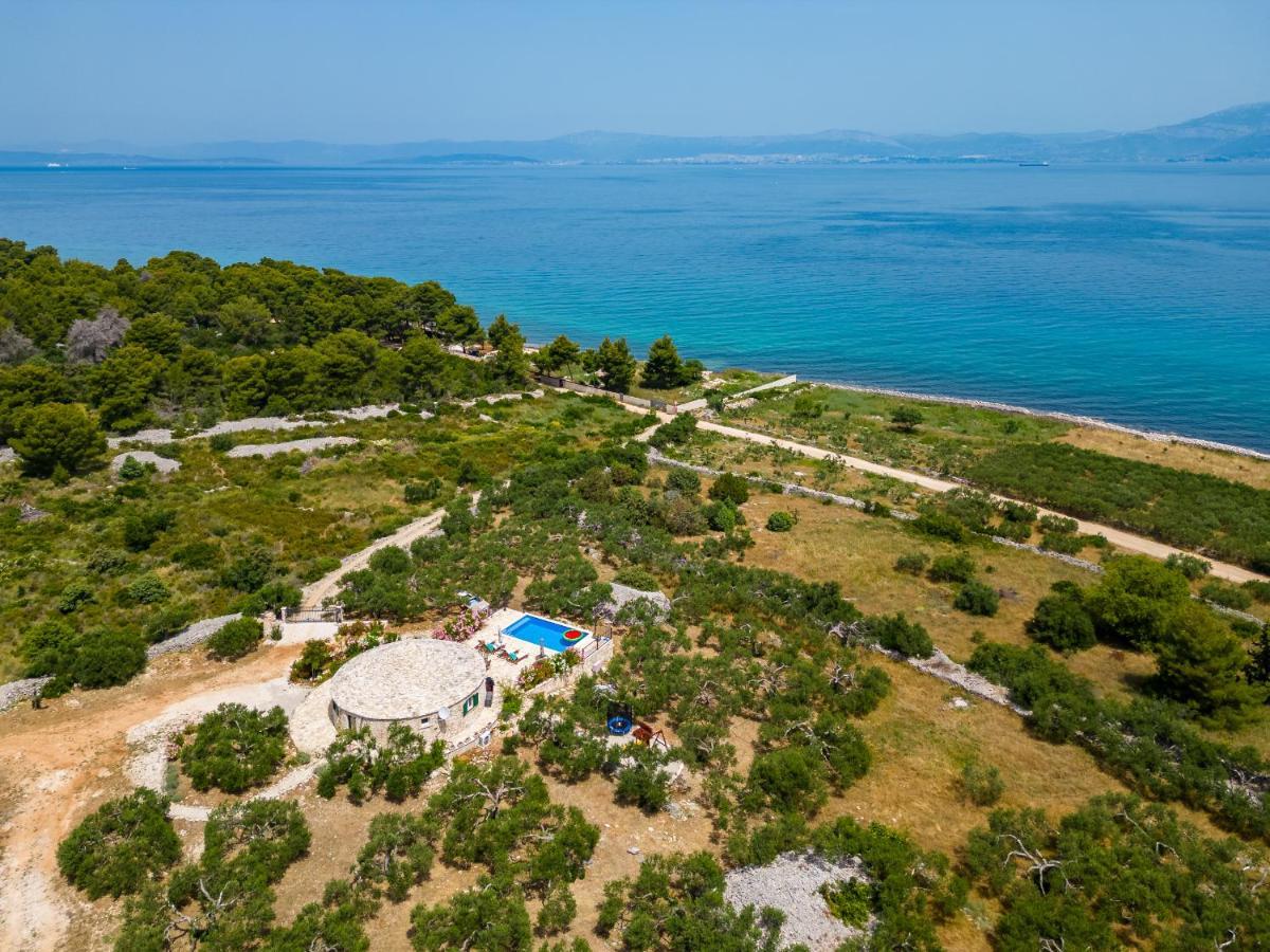 Island Getaway - Heritage House Mirca  Bagian luar foto